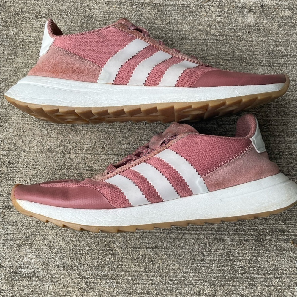 Women’s Adidas Flashback running shoes size 7.5 - Picture 4 of 9
